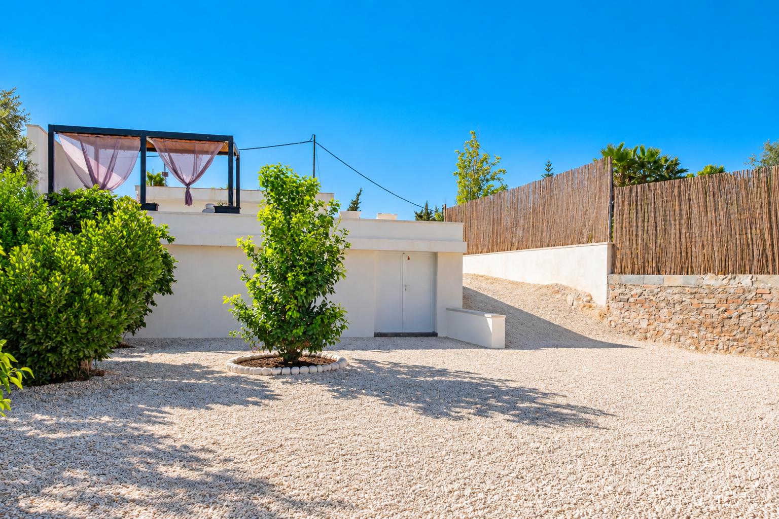 Chalet for Sale in Aspe