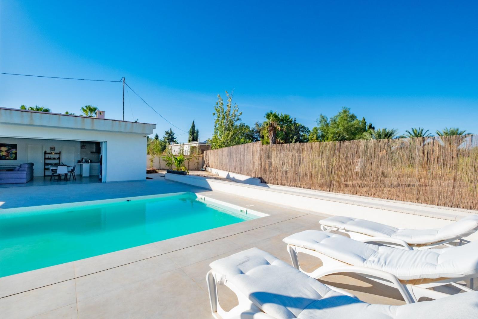 Chalet for Sale in Aspe