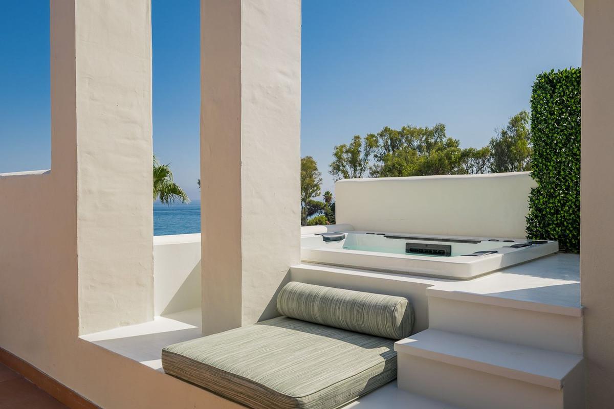 Penthouse for Sale in Estepona
