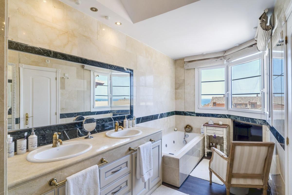 Penthouse for Sale in Marbella
