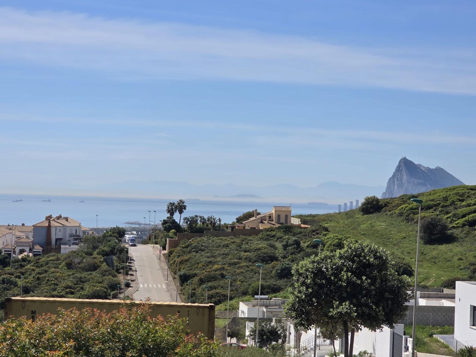 Plot for Sale in San Roque