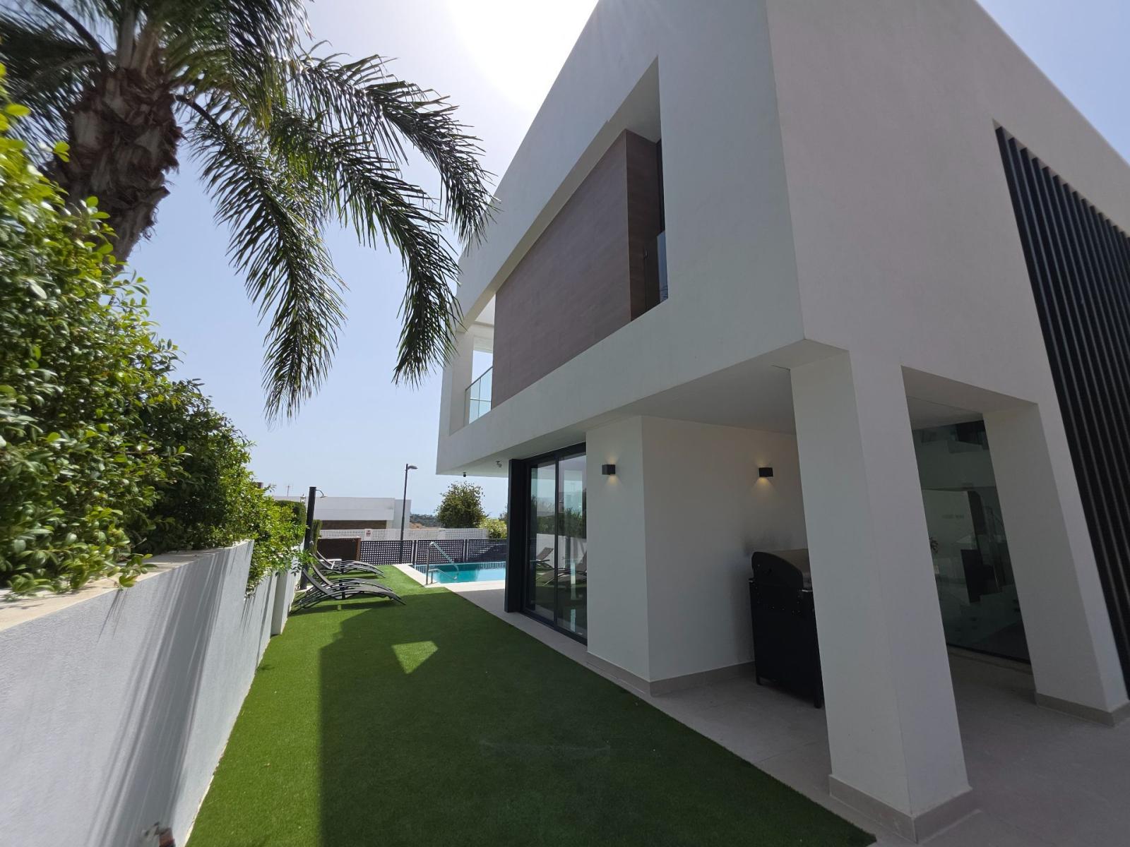 Villa for Sale in Estepona