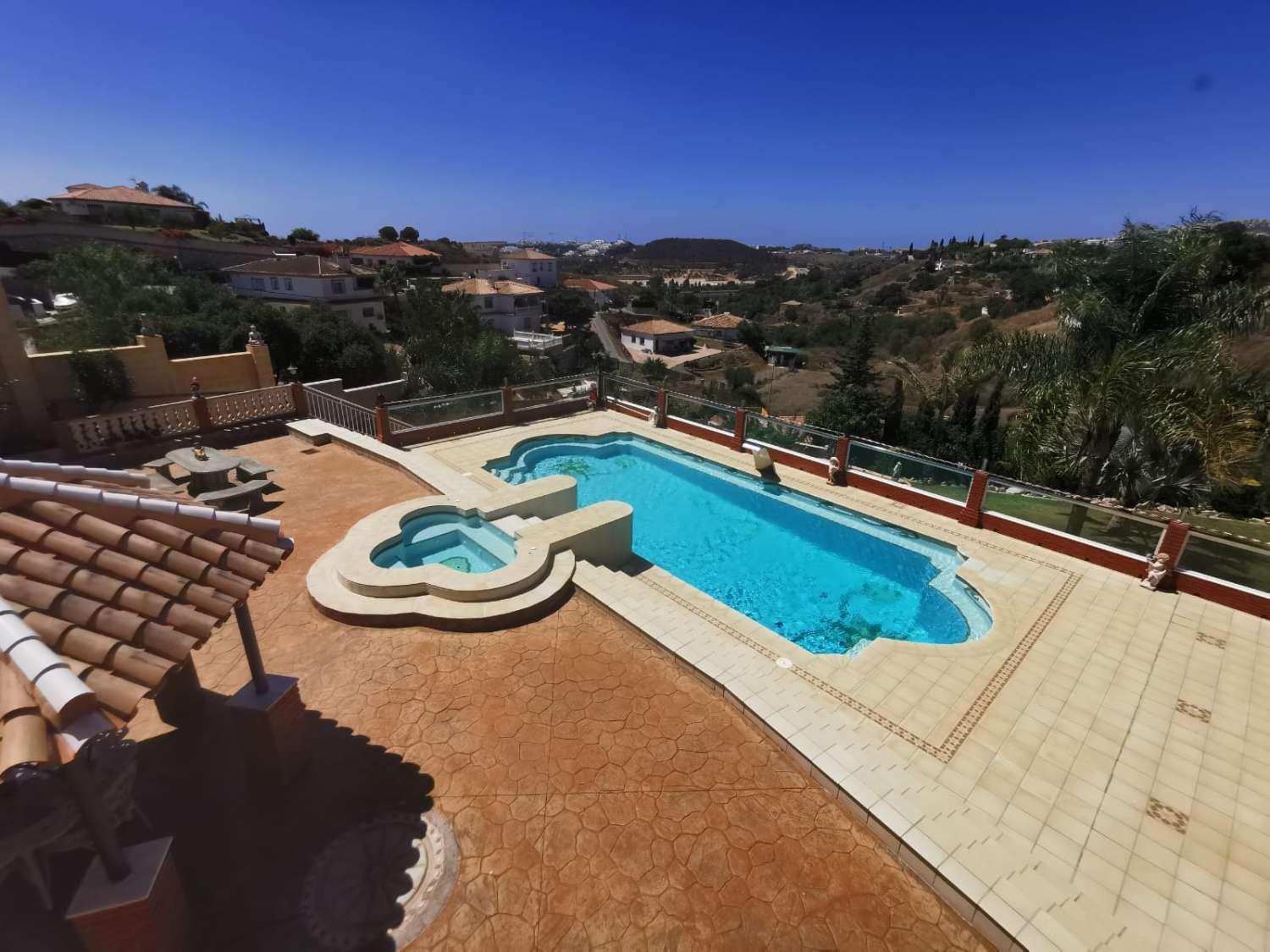 Chalet for Sale in Mijas