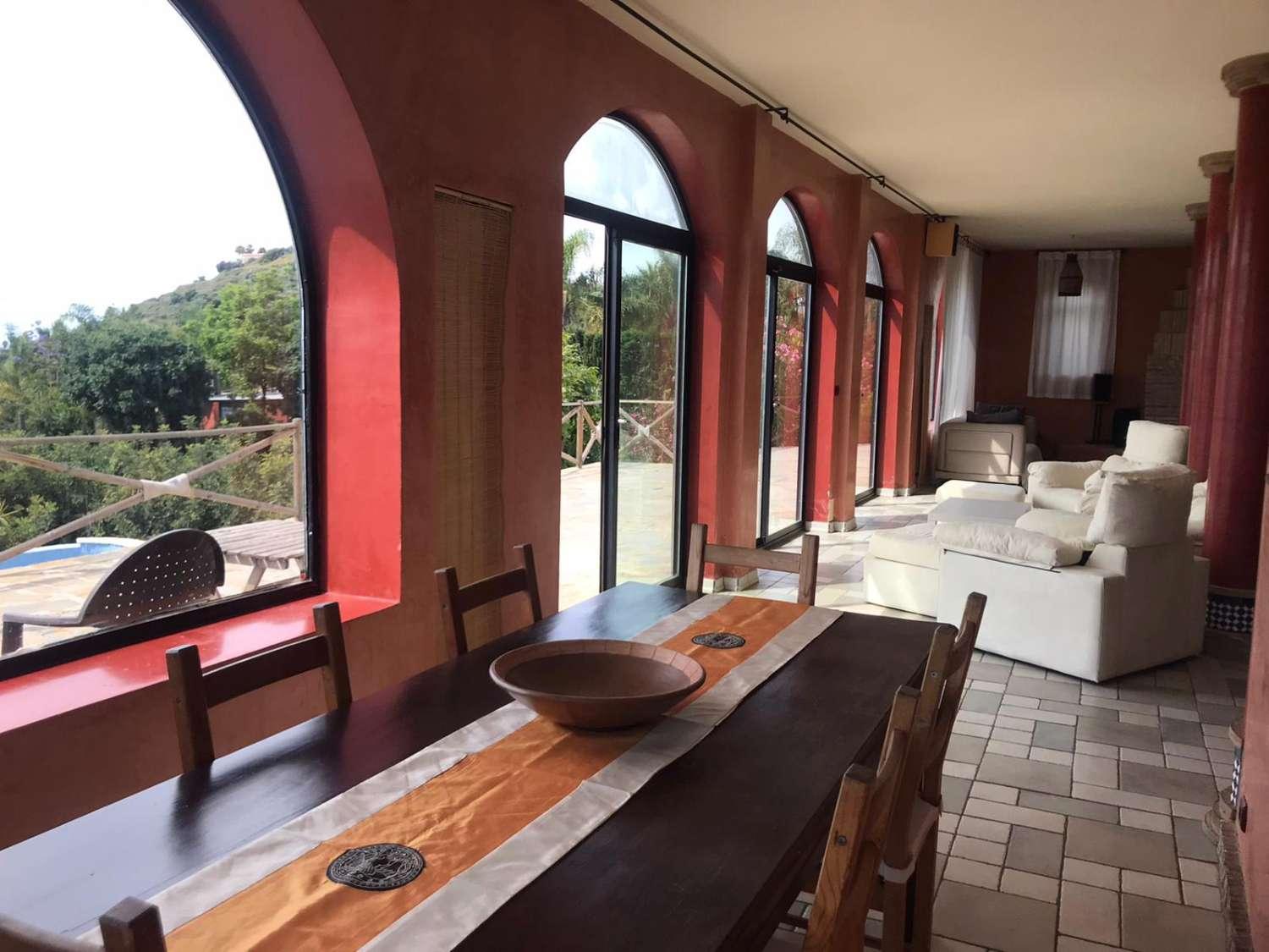 Villa for Rent in Benalmádena