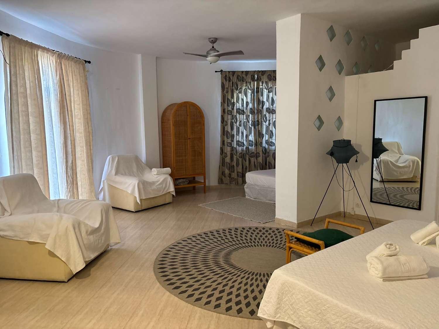 Villa for Rent in Benalmádena