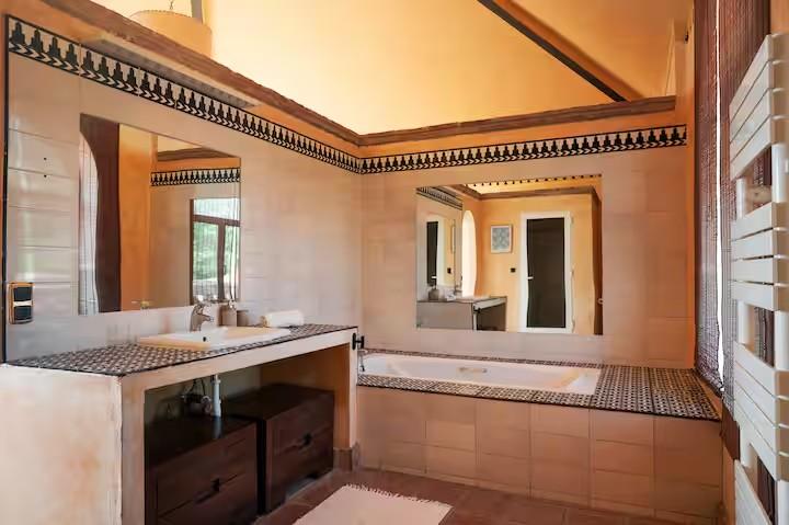 Villa for Rent in Benalmádena