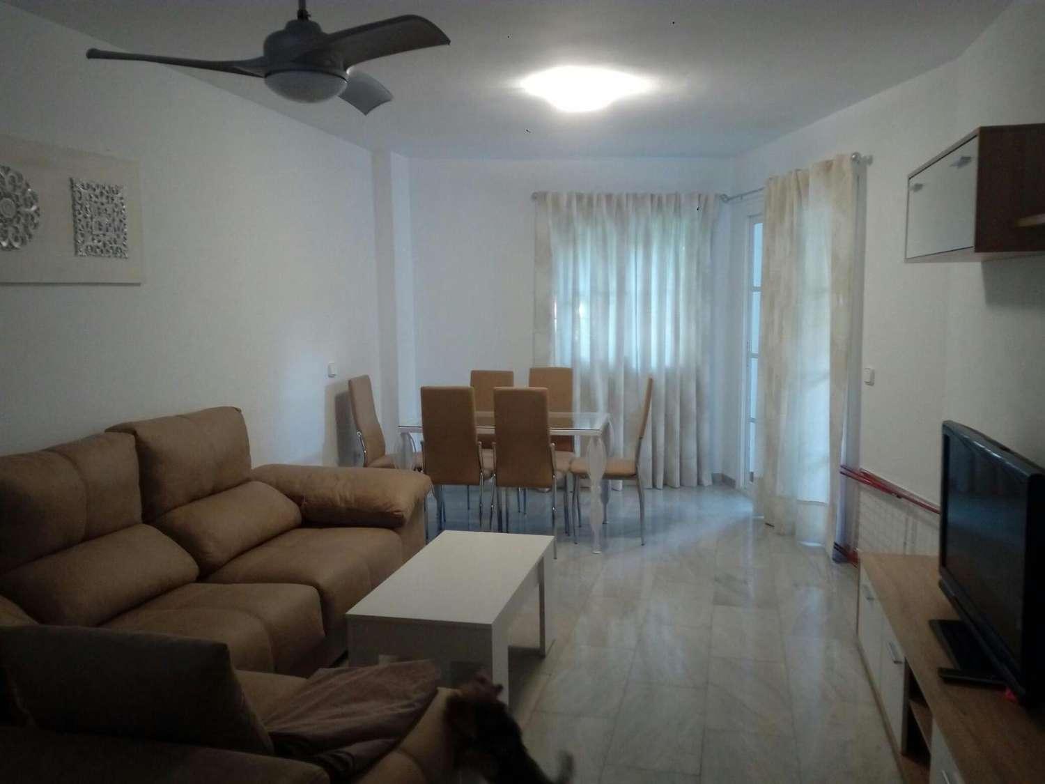 Apartamento en Alquiler en Benalmádena