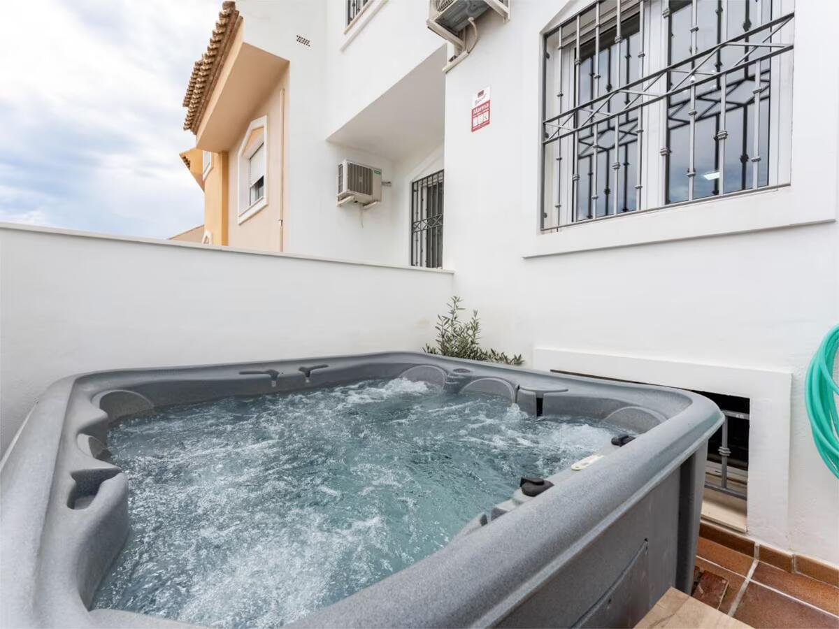 Villa for Rent in Fuengirola