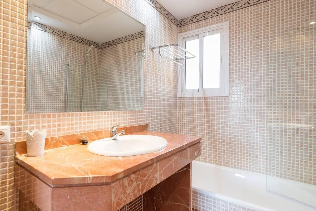 Penthouse for Rent in Benalmádena