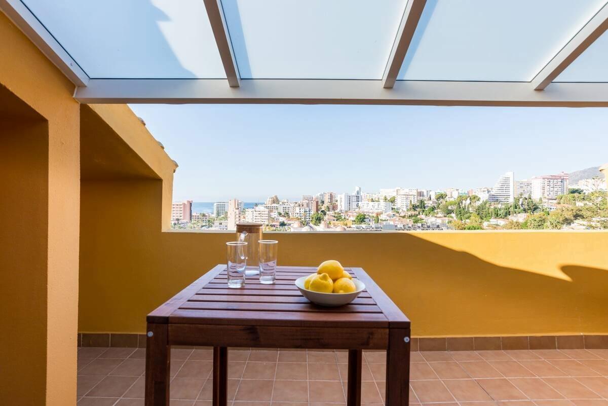 Penthouse for Rent in Benalmádena