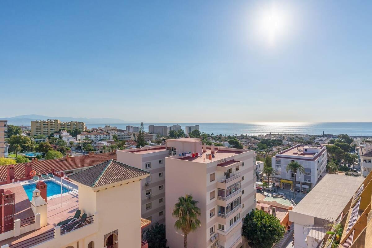 Penthouse for Rent in Benalmádena