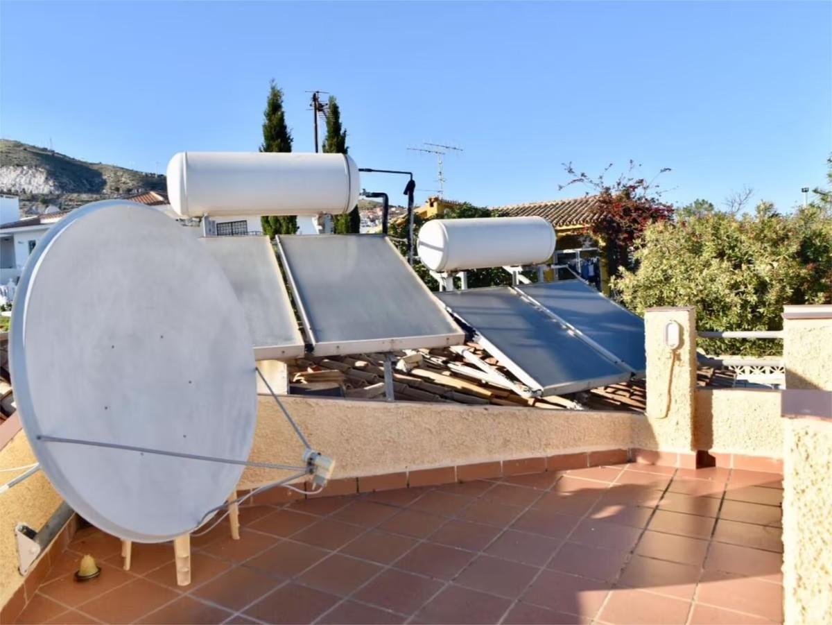 Villa for Sale in Benalmádena
