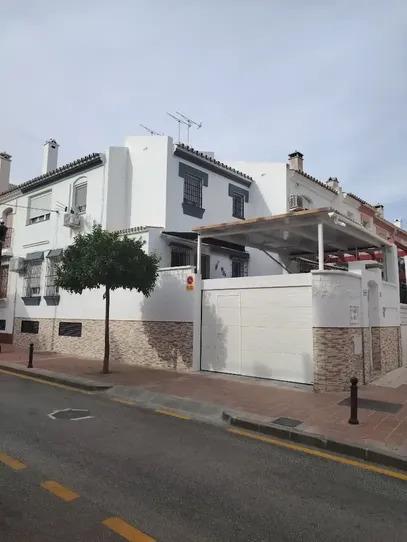 Adosado en Venta en Benalmádena