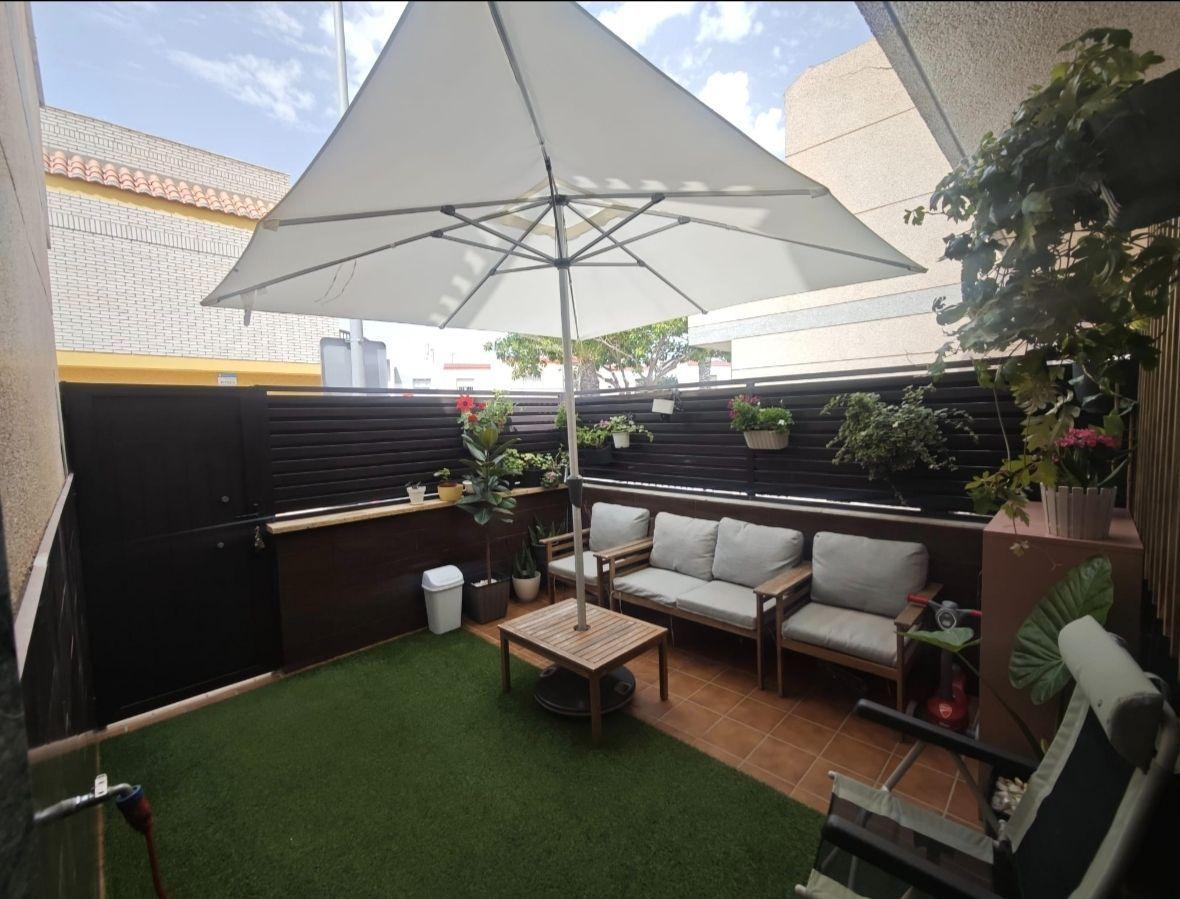 Dúplex en Venta en Roquetas de Mar