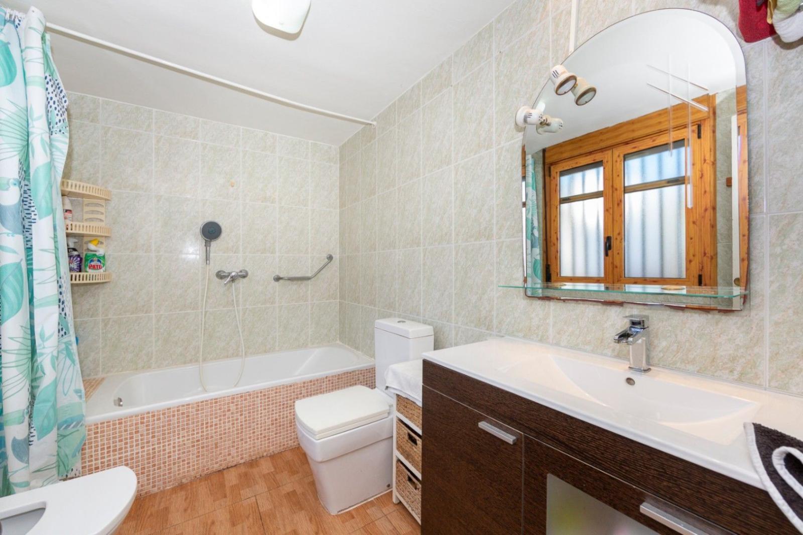 Chalet for Sale in Roquetas de Mar