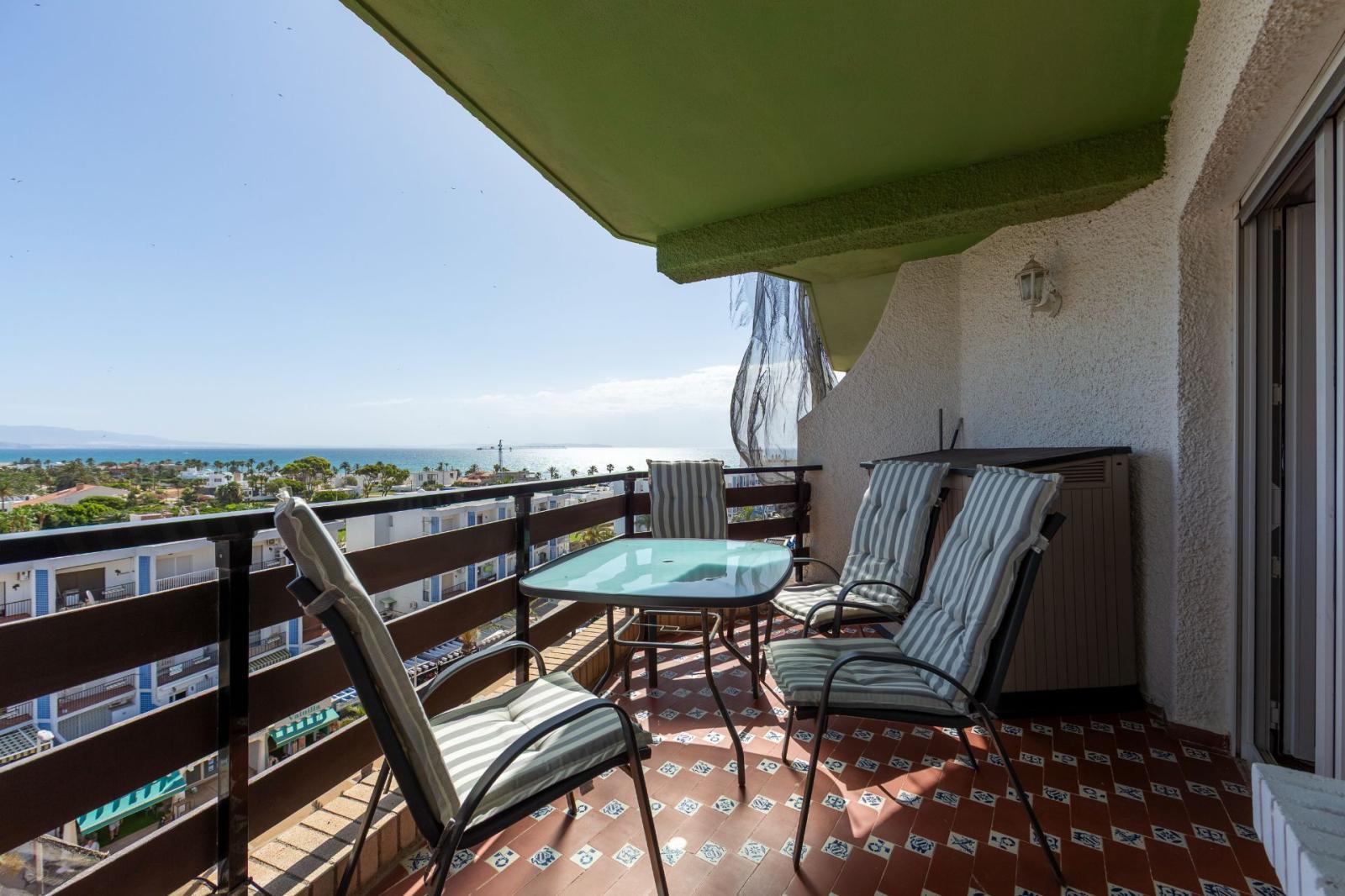 Flat for Sale in Roquetas de Mar