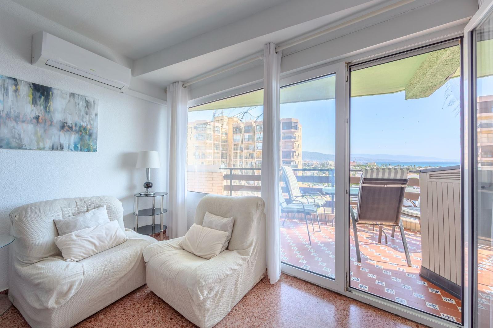 Flat for Sale in Roquetas de Mar