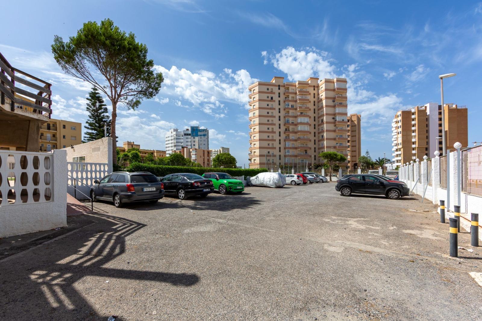 Flat for Sale in Roquetas de Mar