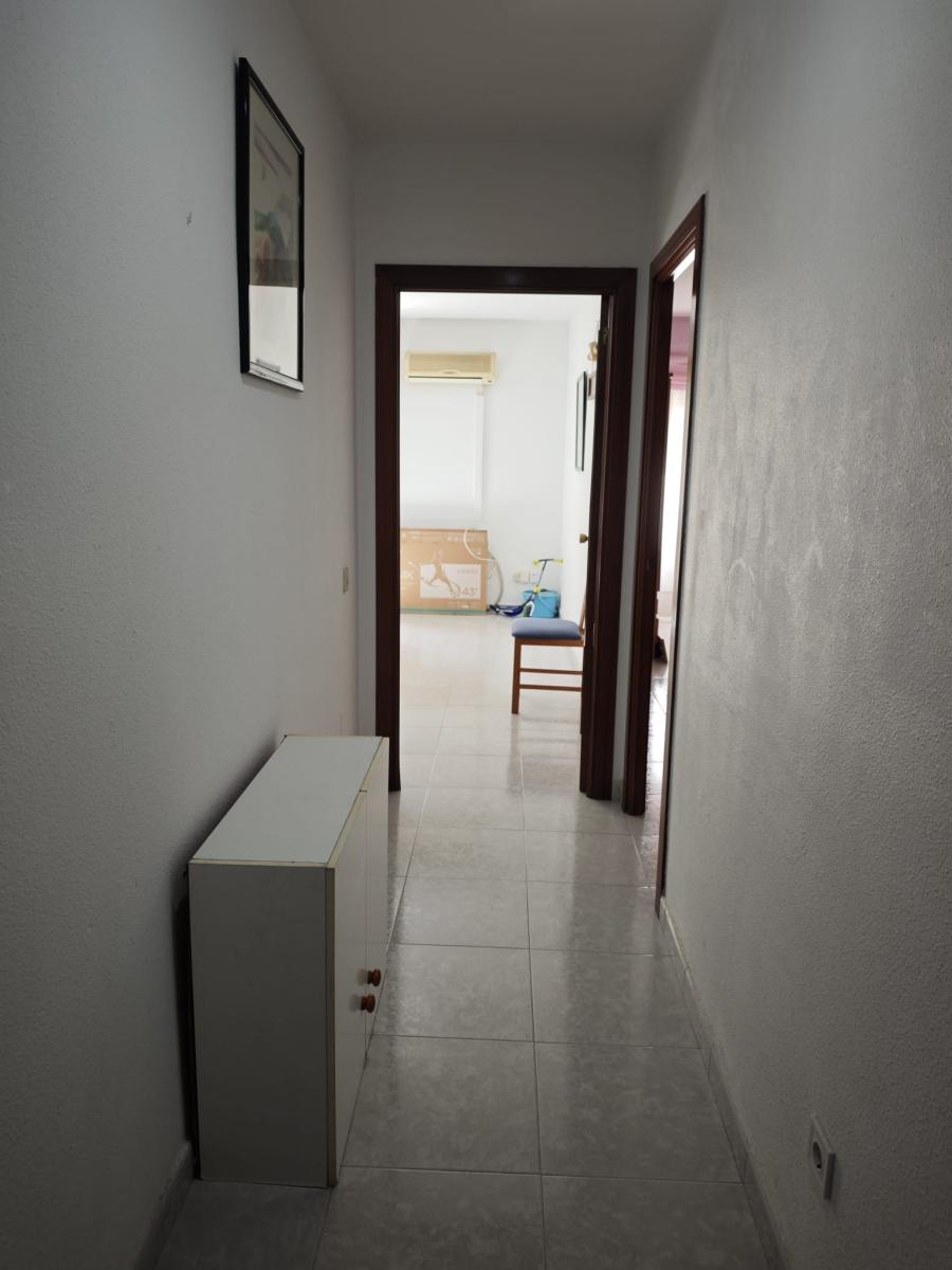 Flat for Sale in Roquetas de Mar