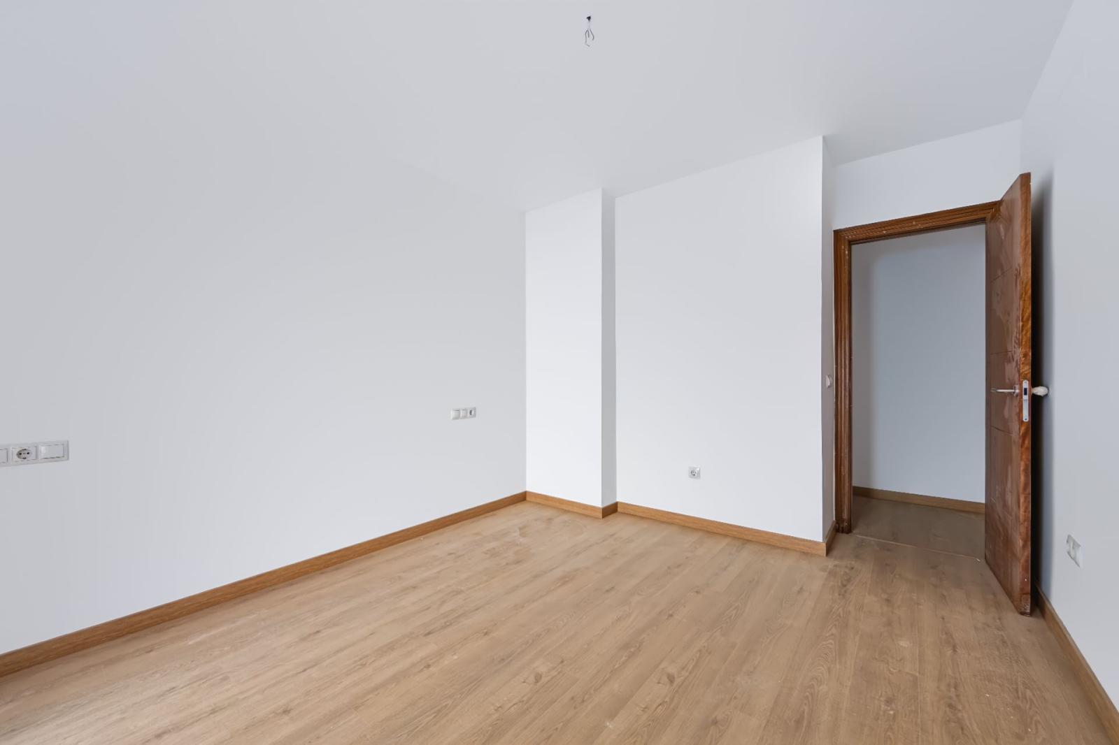 Flat for Sale in Roquetas de Mar