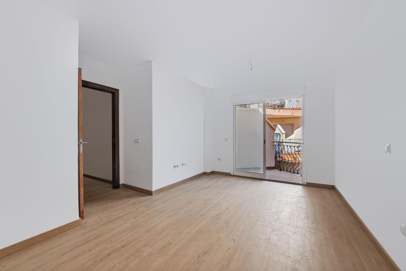 Flat for Sale in Roquetas de Mar