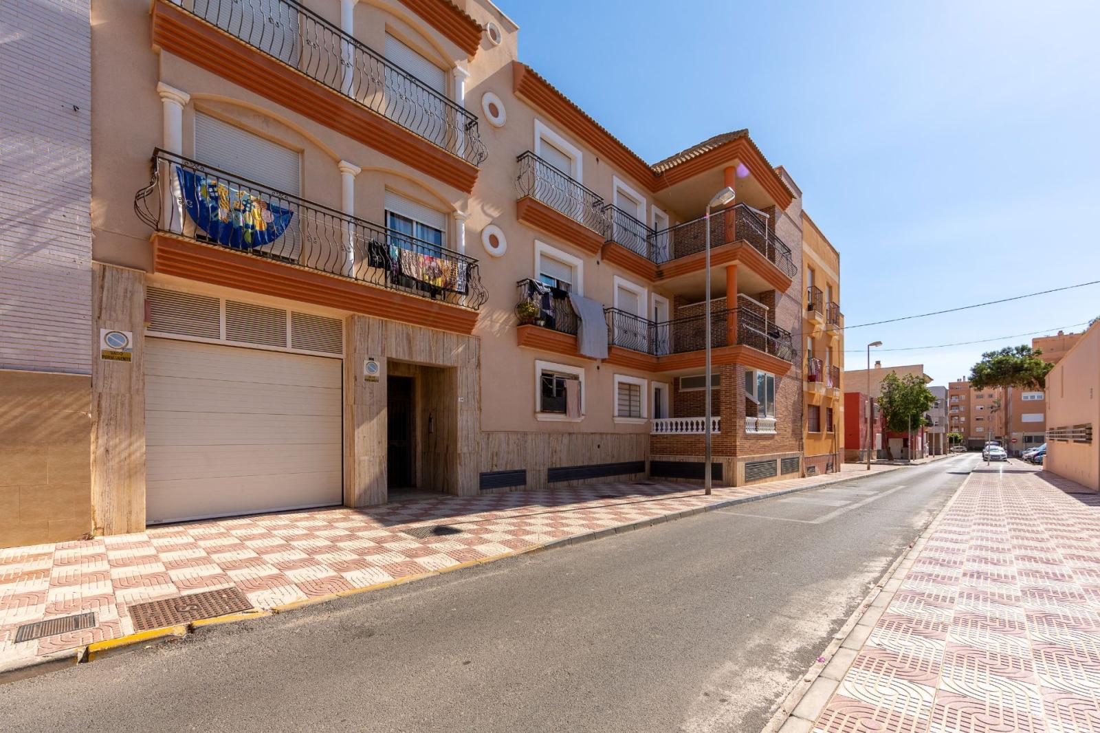 Flat for Sale in Roquetas de Mar