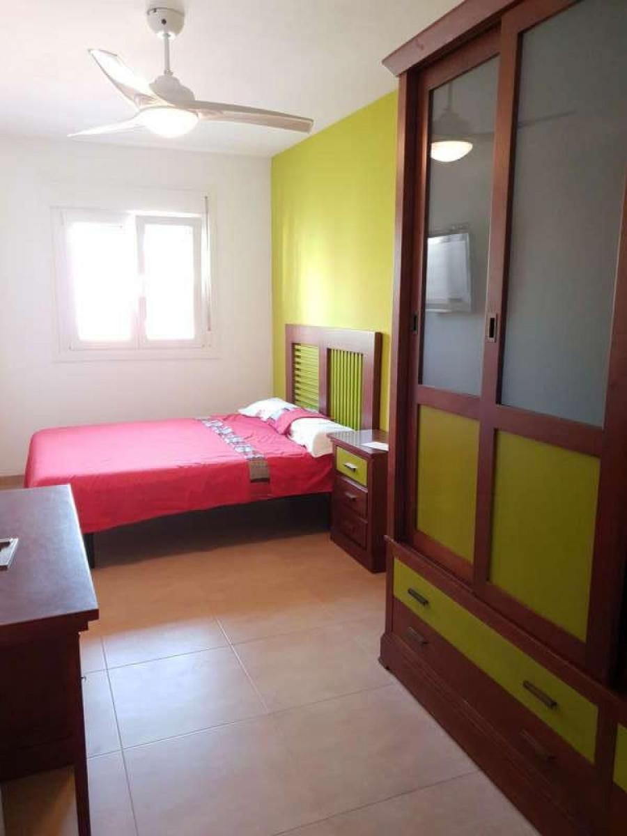 Chalet for Sale in Roquetas de Mar