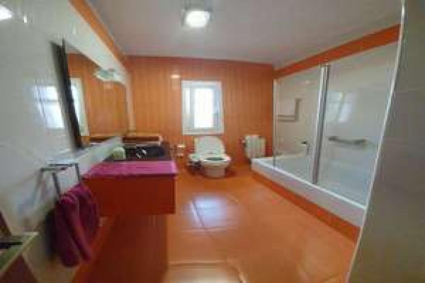 Chalet for Sale in Roquetas de Mar