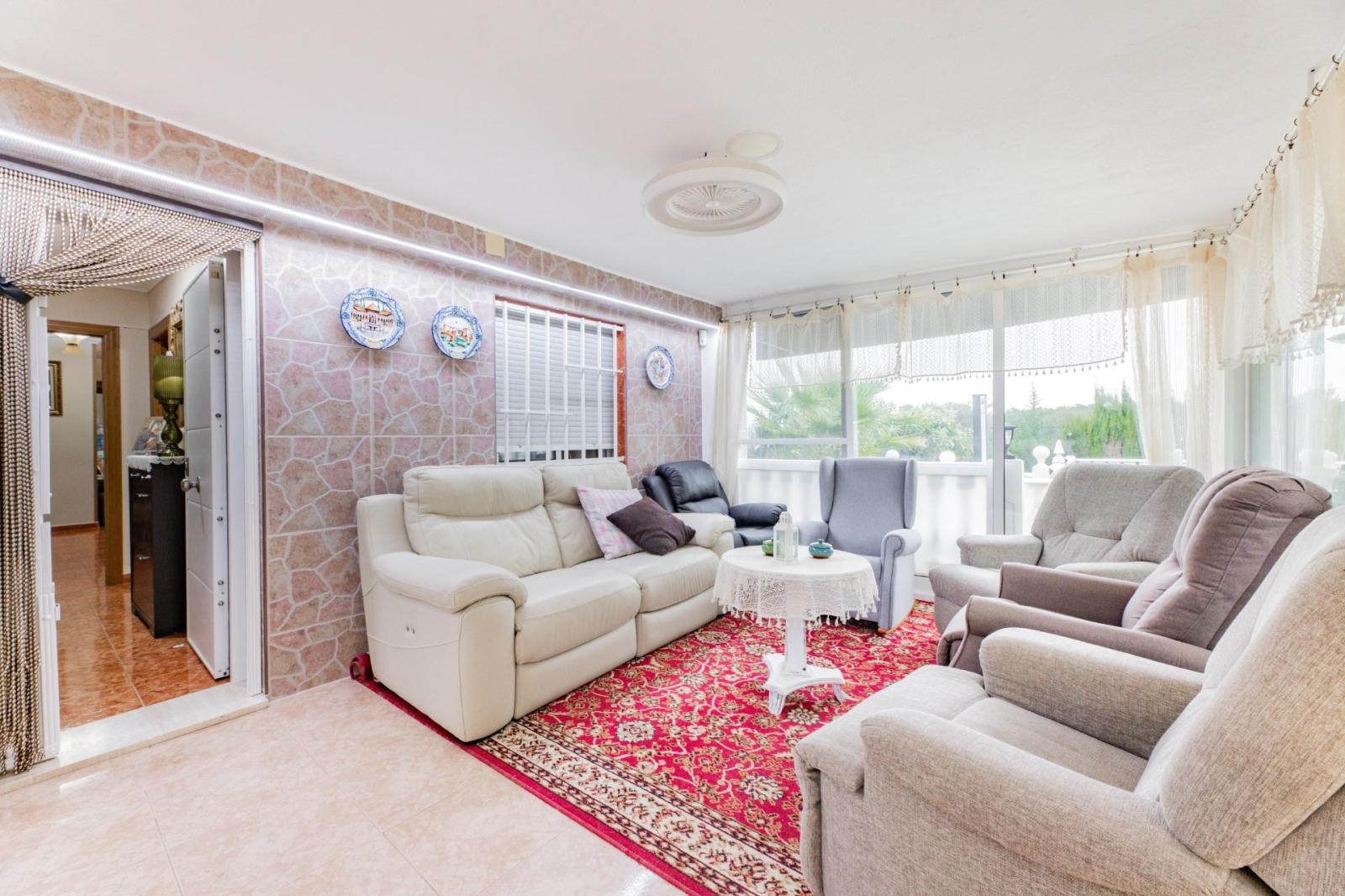 Chalet for Sale in Turís
