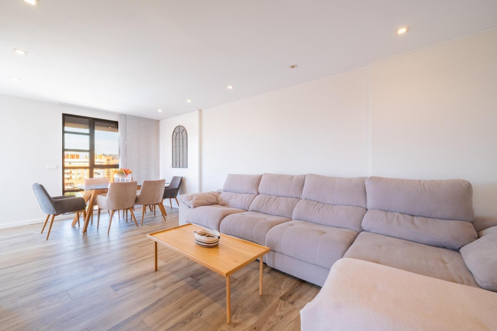 Duplex for Sale in Valencia