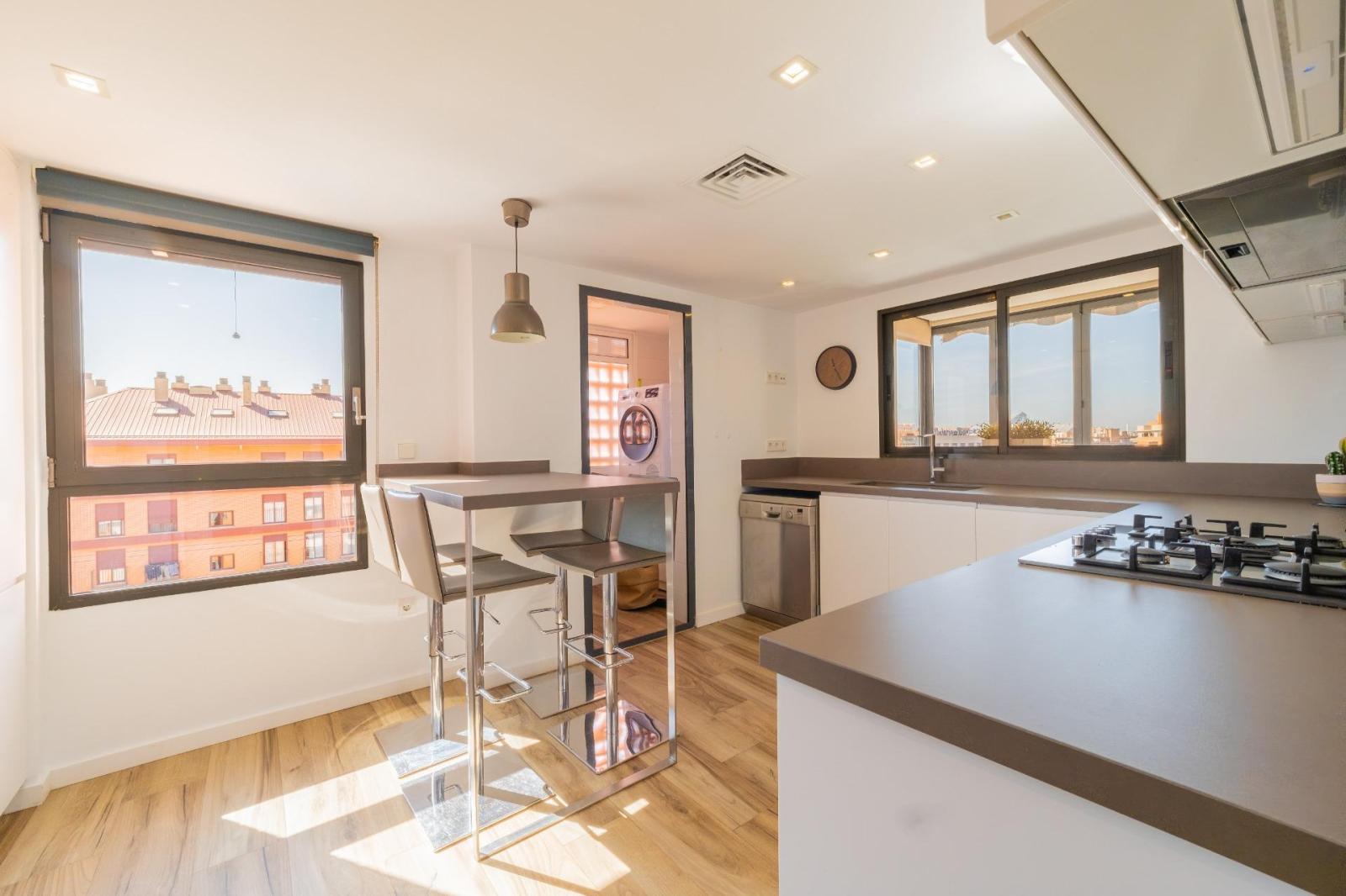 Duplex for Sale in Valencia