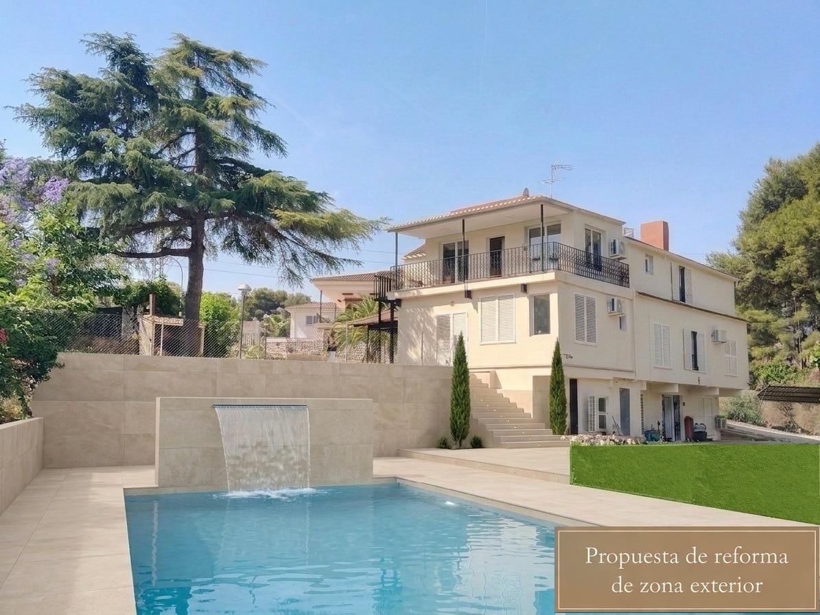 Chalet for Sale in Torrent