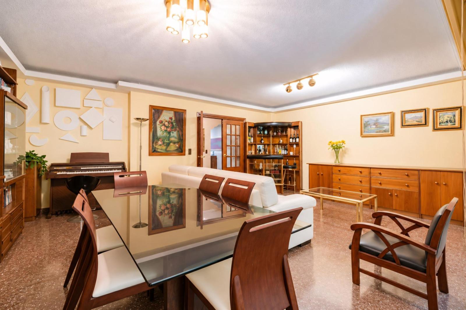 Flat for Sale in Valencia