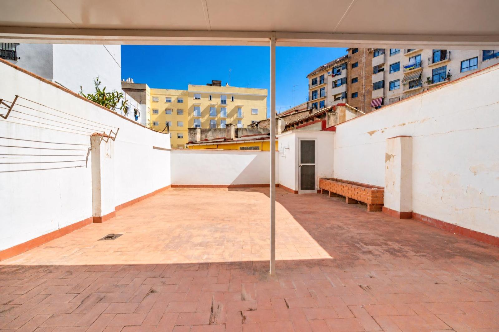 Flat for Sale in Valencia