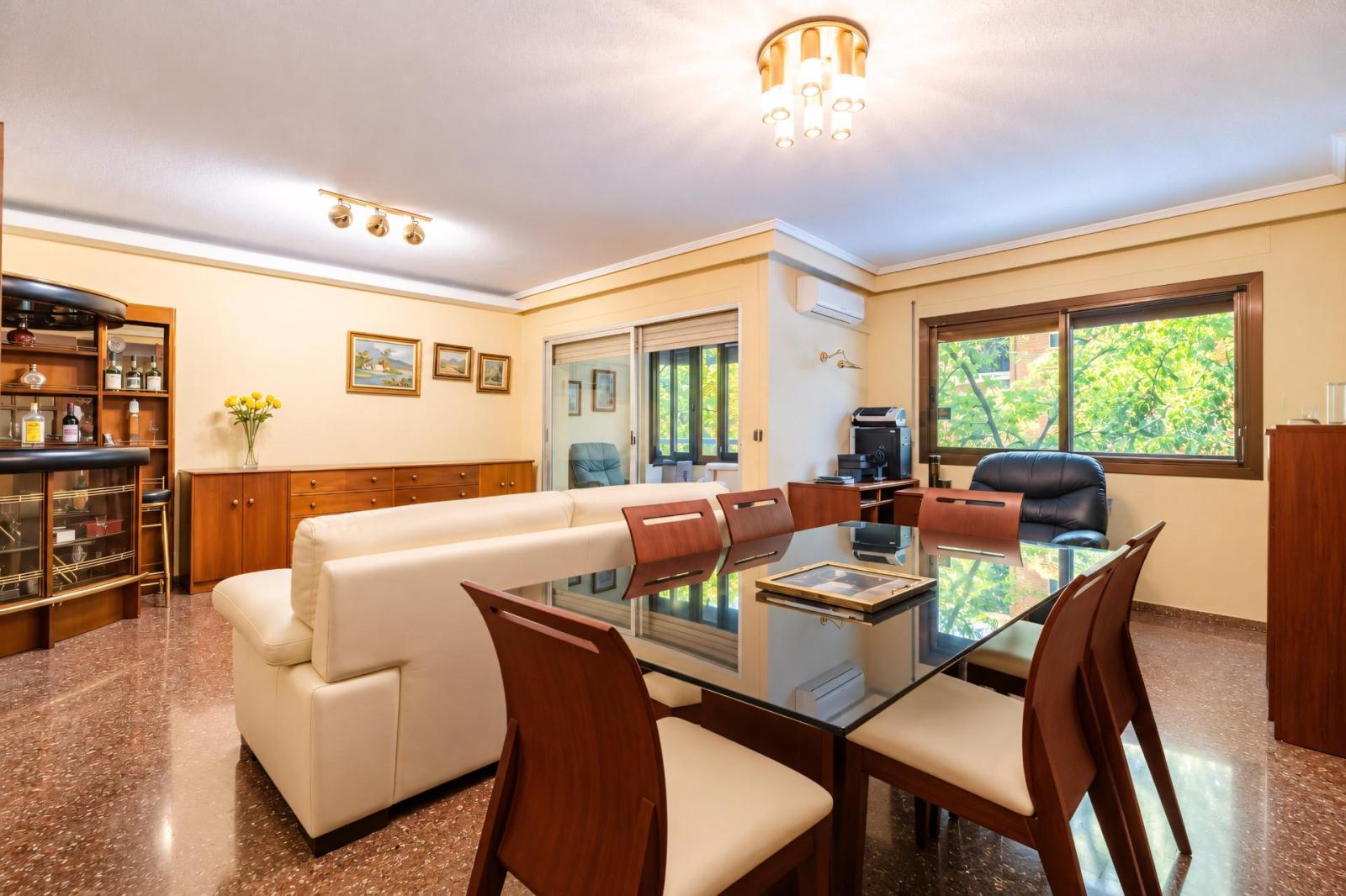 Flat for Sale in Valencia