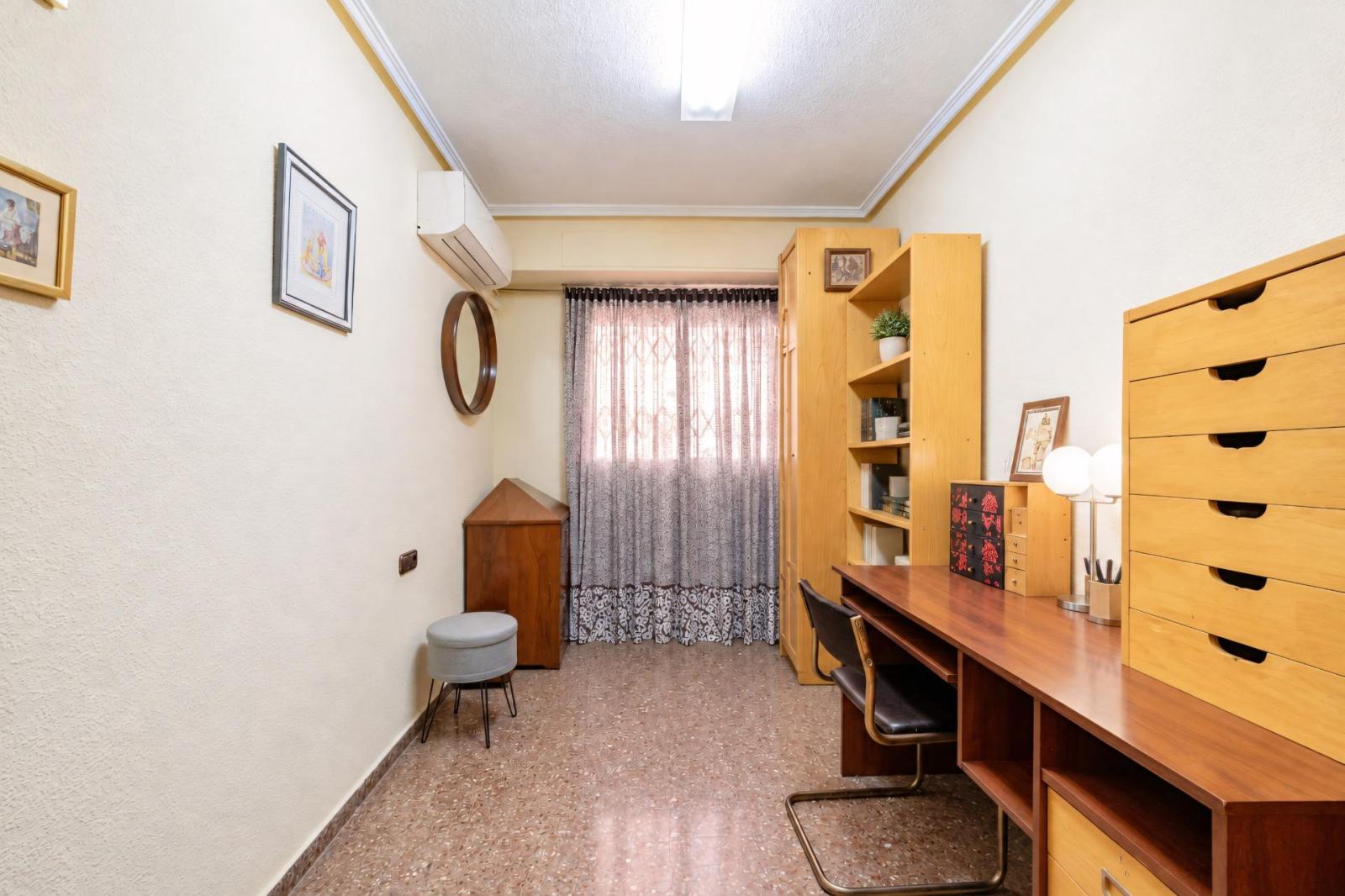 Flat for Sale in Valencia