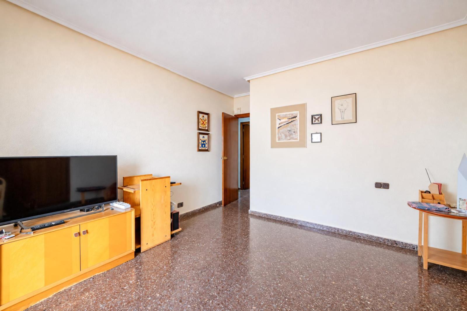 Flat for Sale in Valencia