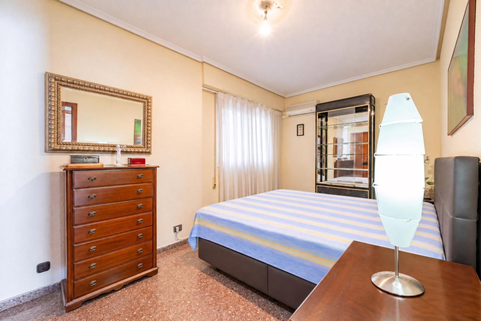 Flat for Sale in Valencia