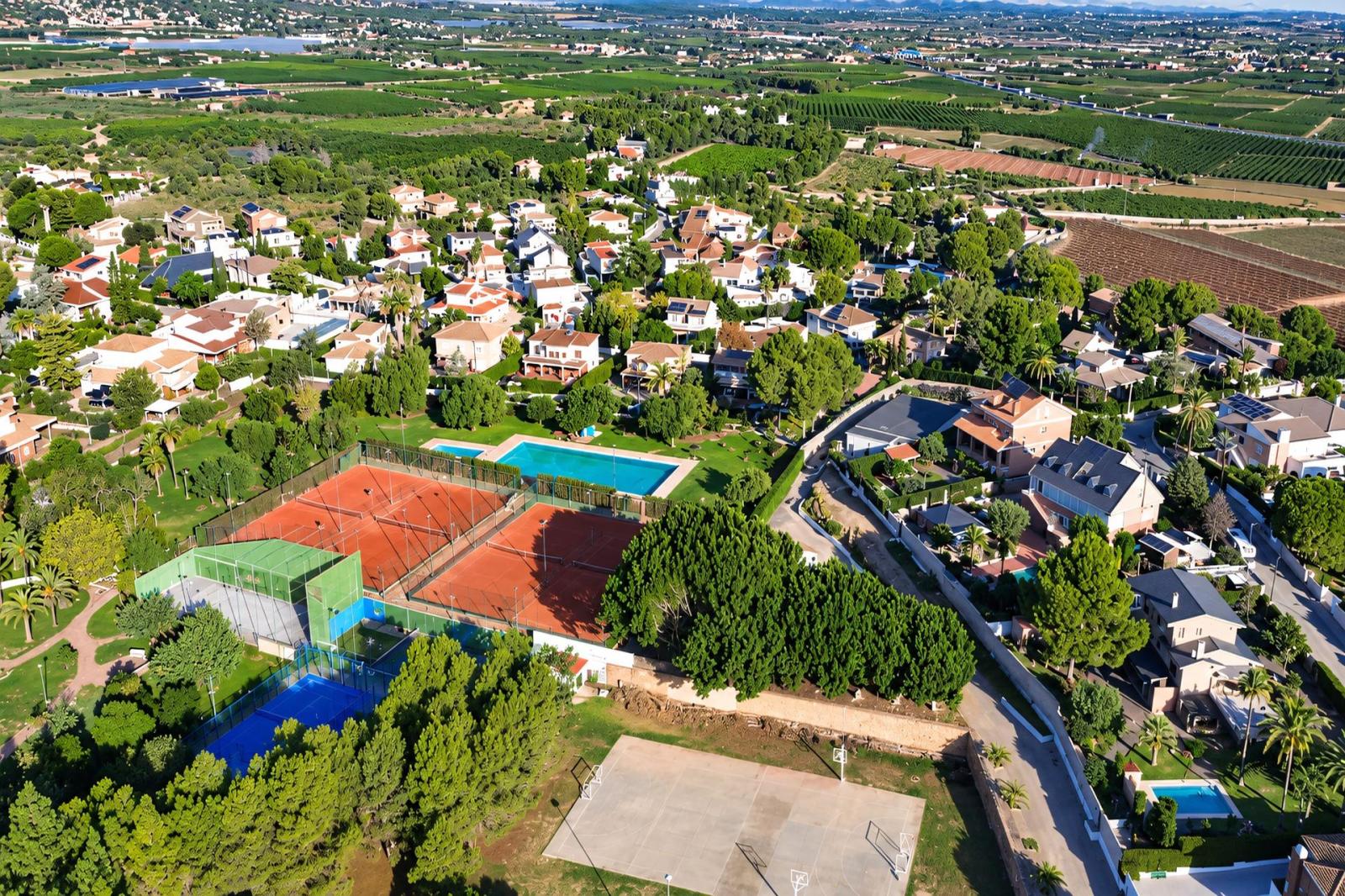 Parcela en Venta en Torrent