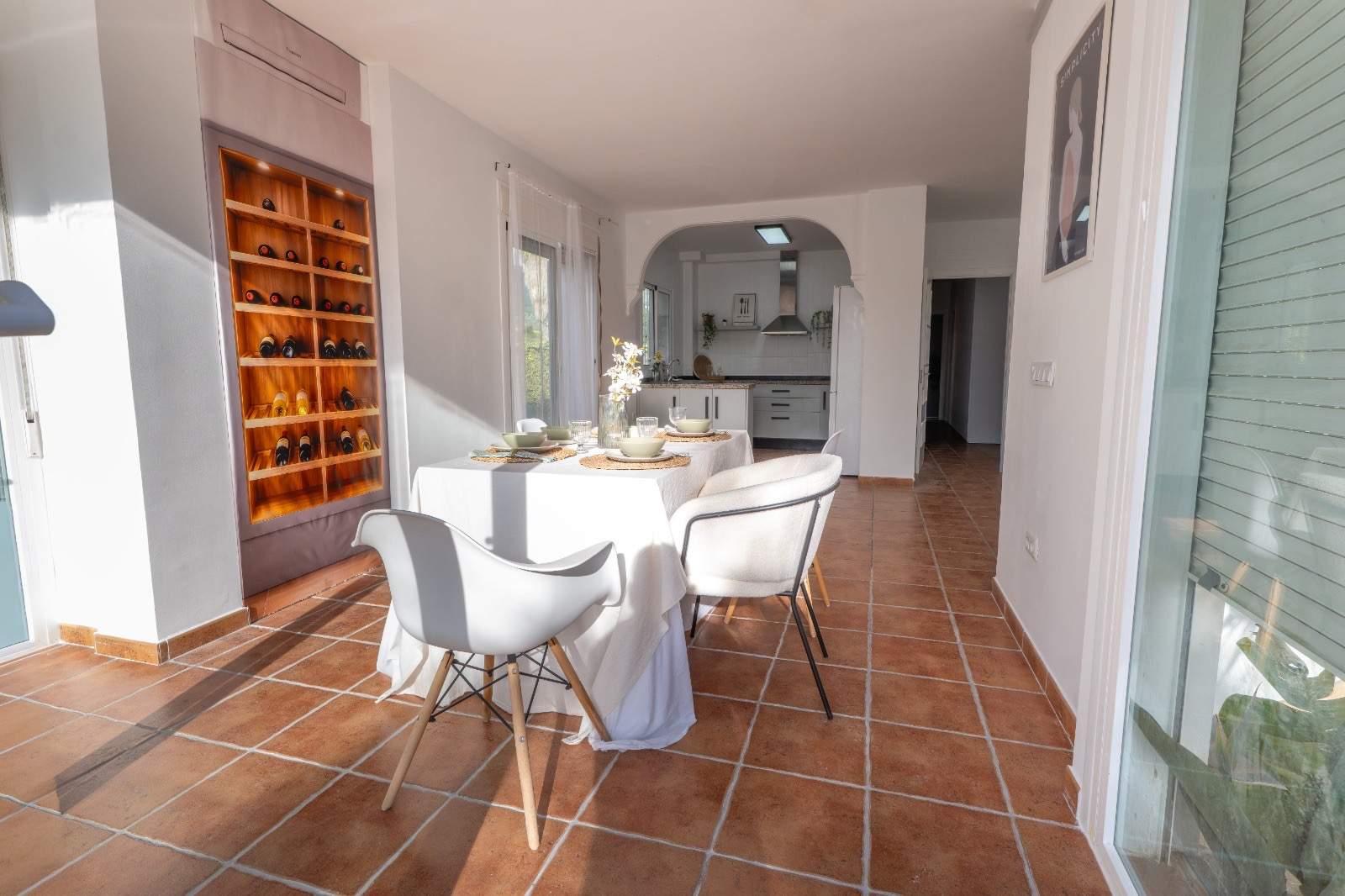 Chalet for Sale in Benalmádena