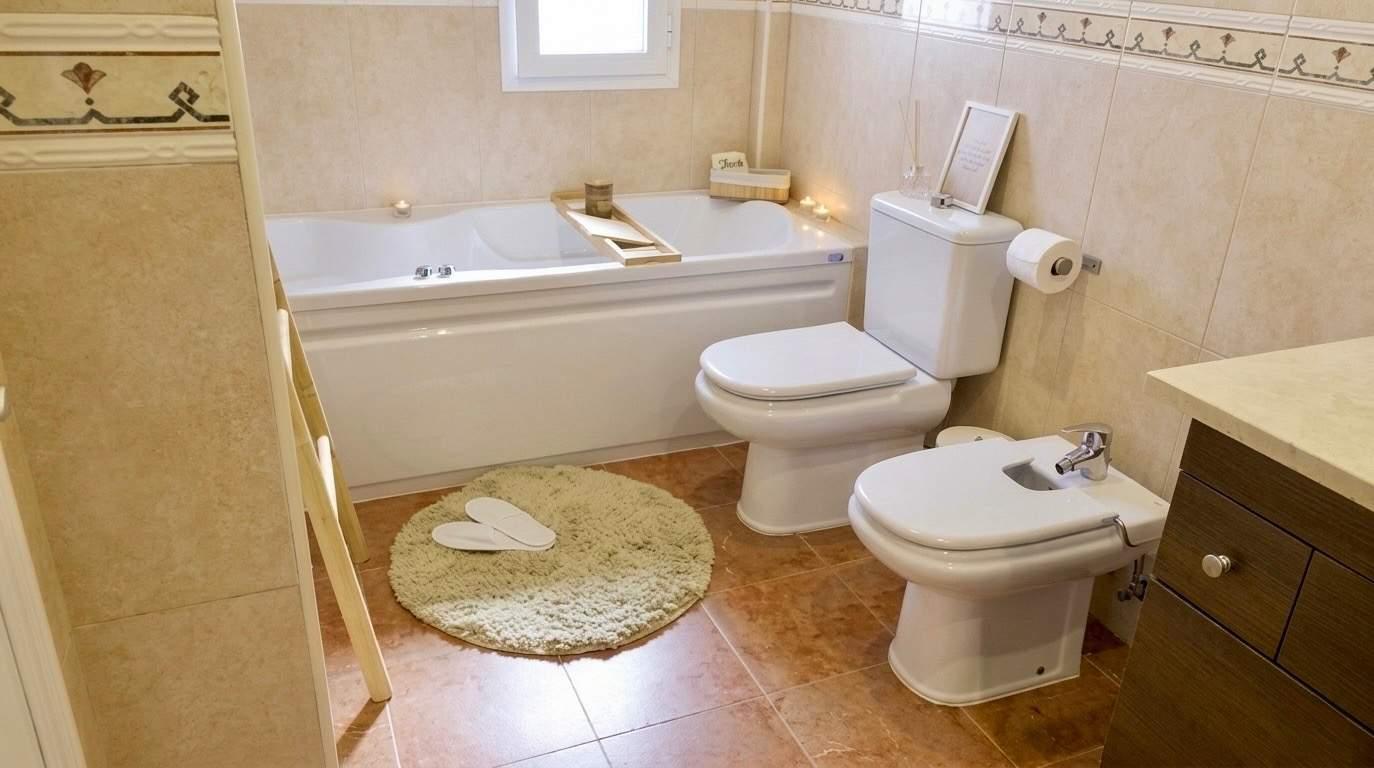 Chalet for Sale in Benalmádena