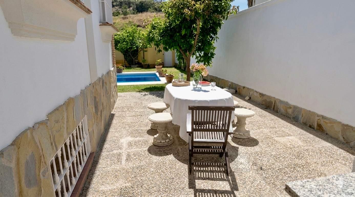 Chalet for Sale in Benalmádena