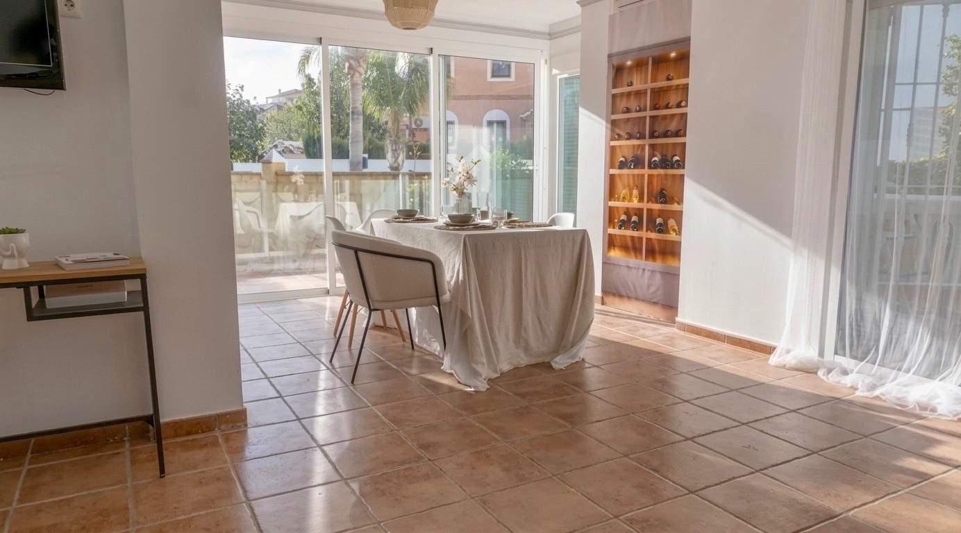Chalet for Sale in Benalmádena