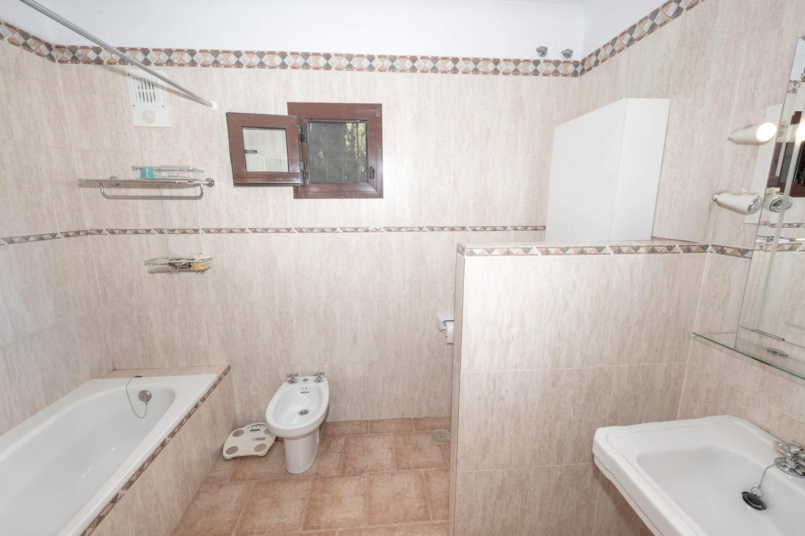 Chalet for Sale in Alhaurín de la Torre