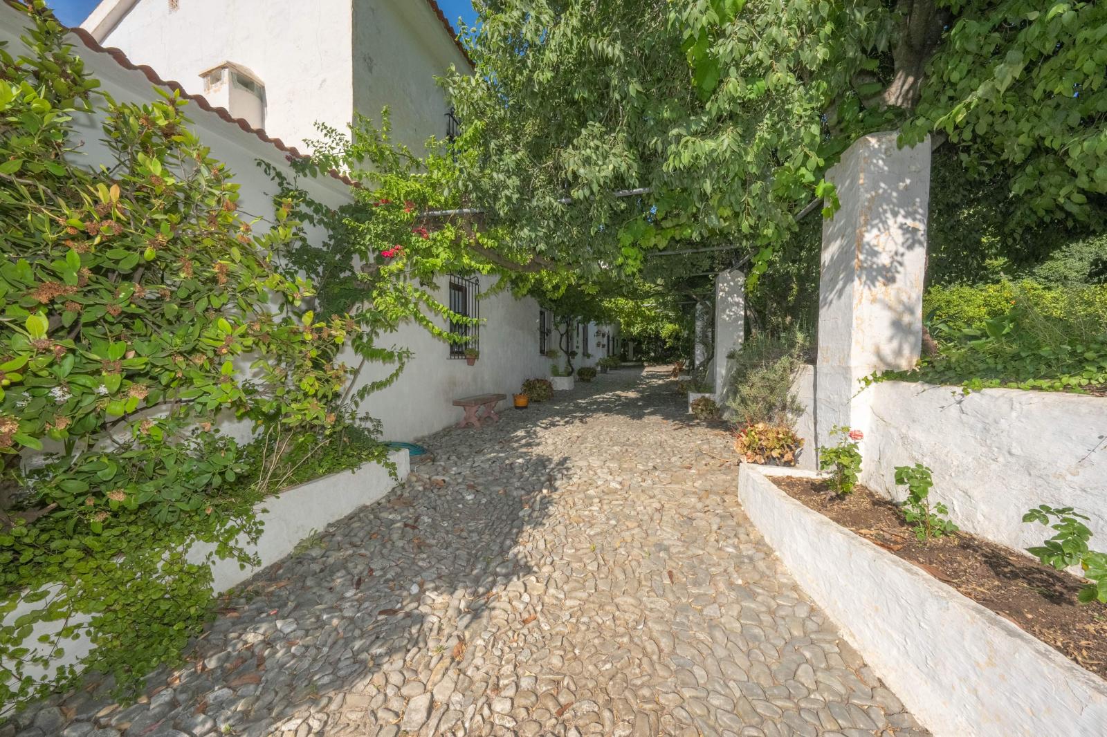 Chalet for Sale in Alhaurín de la Torre