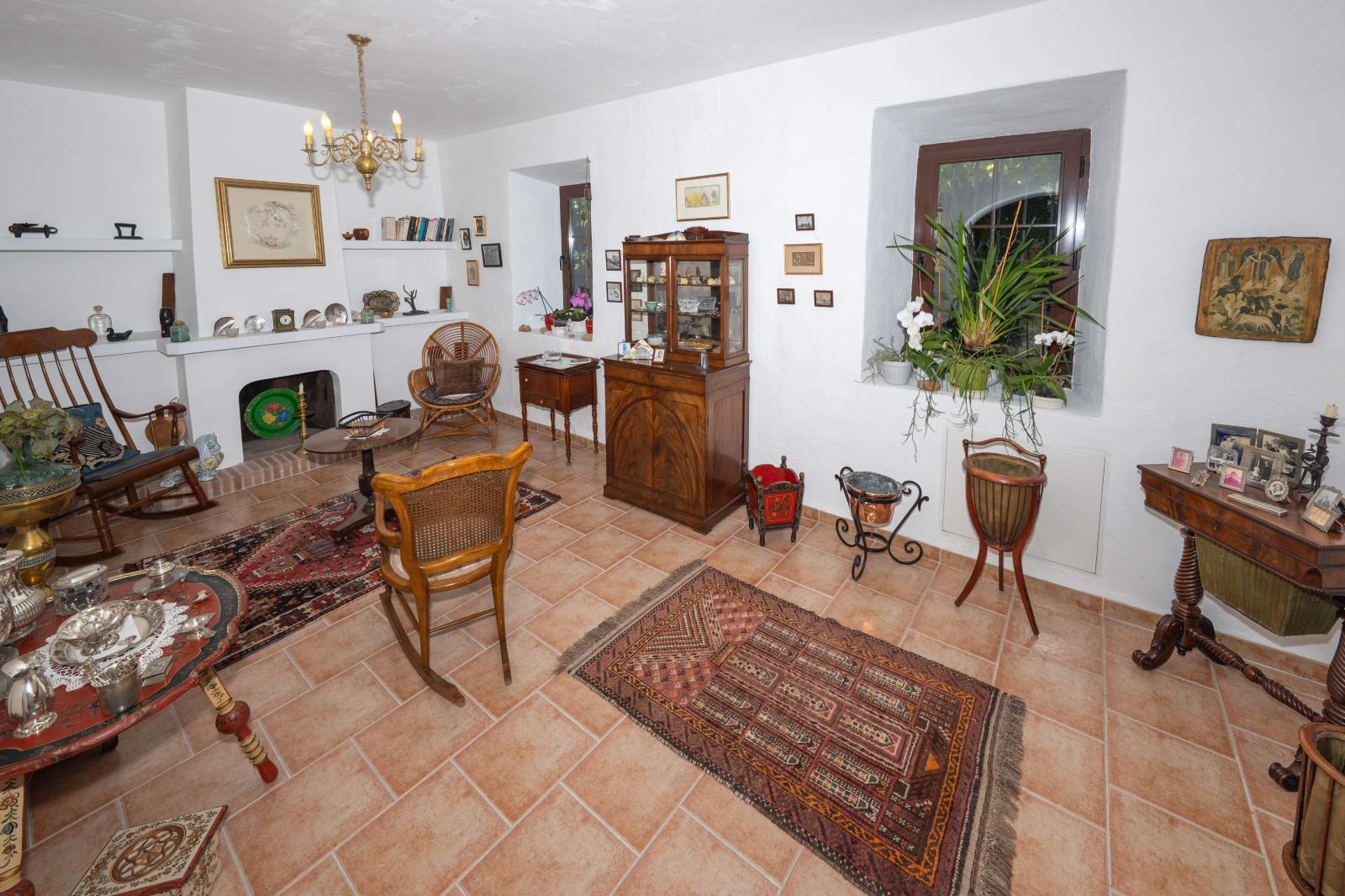 Chalet for Sale in Alhaurín de la Torre