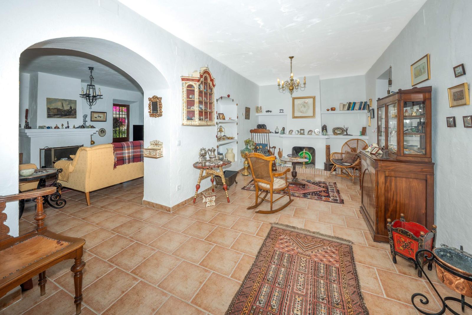 Chalet for Sale in Alhaurín de la Torre