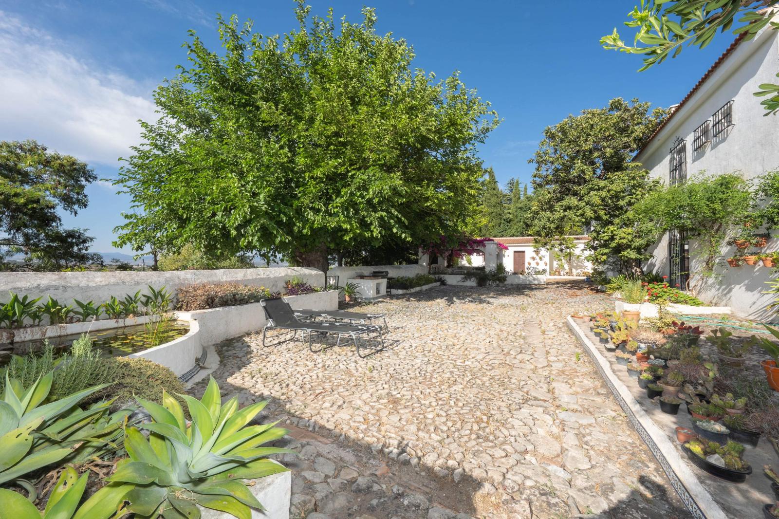 Chalet for Sale in Alhaurín de la Torre