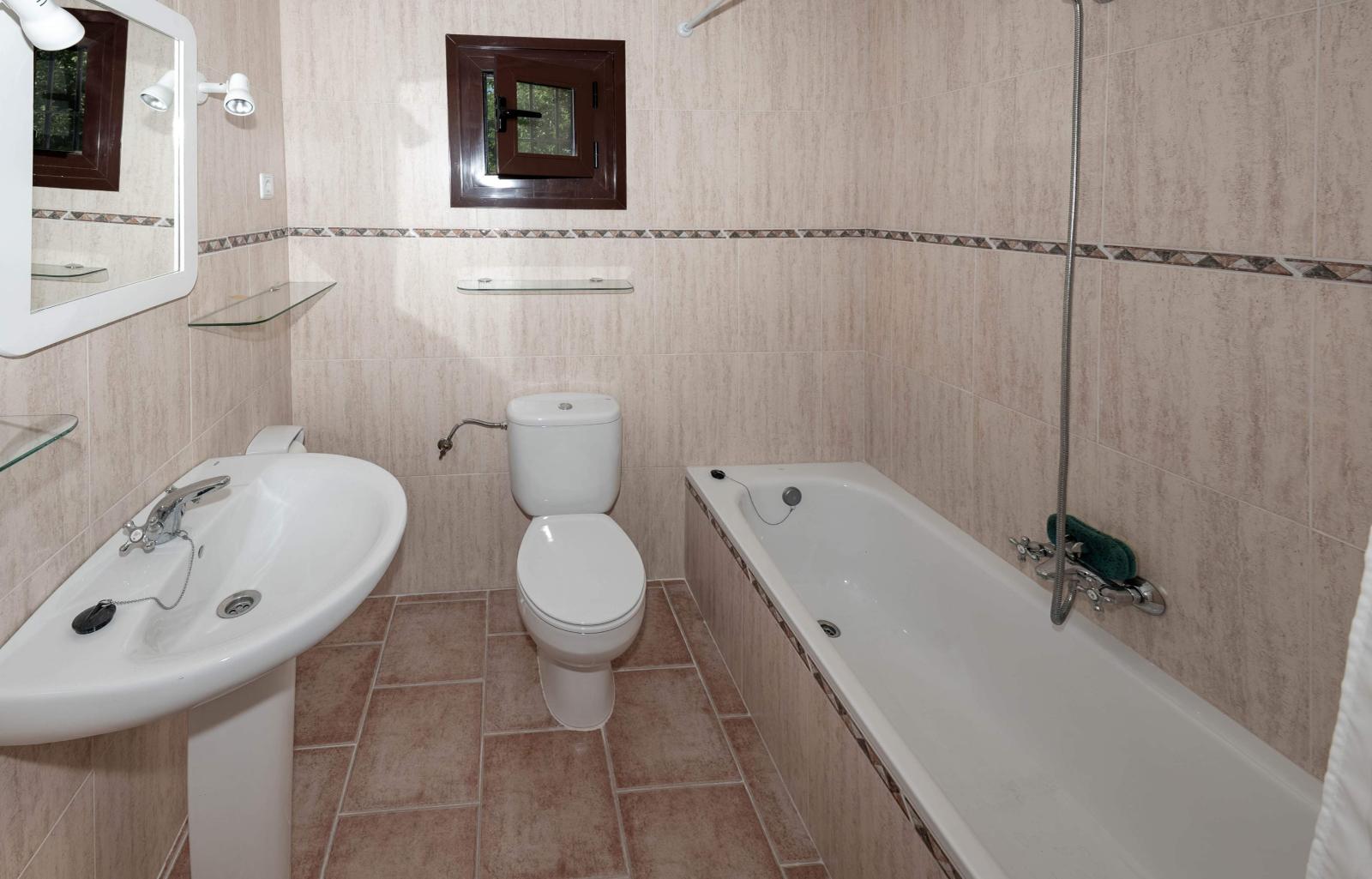 Chalet for Sale in Alhaurín de la Torre