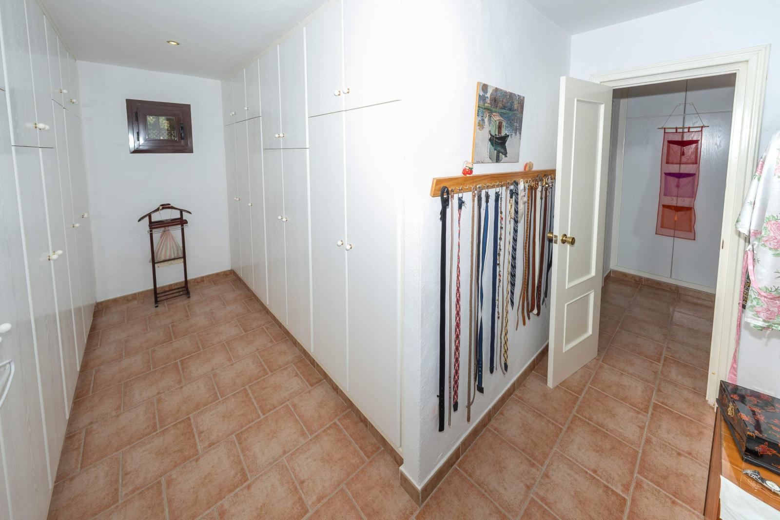 Chalet for Sale in Alhaurín de la Torre